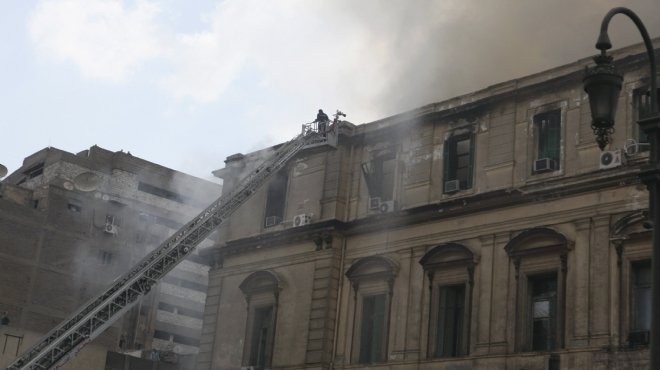 حريق يلتهم ملفات القضايا المنظورة امام محاكم وسط وغرب القاهرة