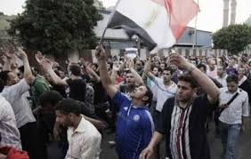 8 جرحى في اشتباكات بين متظاهرين مصريين ورجال الامن