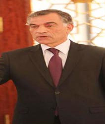 وزير الصحة اللاجئين السورين يشكلون عبئا على مرافق الصحة