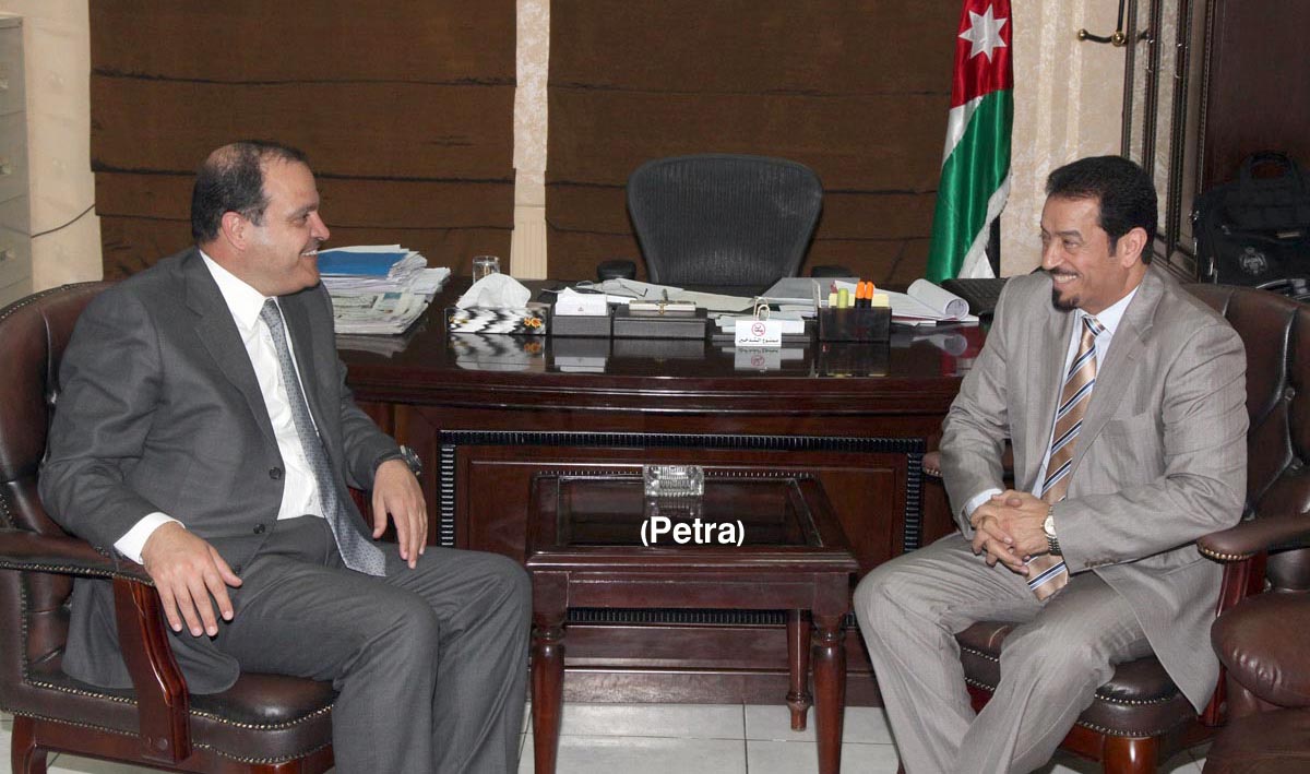 وزير الداخلية يؤكد عمق العلاقات الاردنية الكويتية