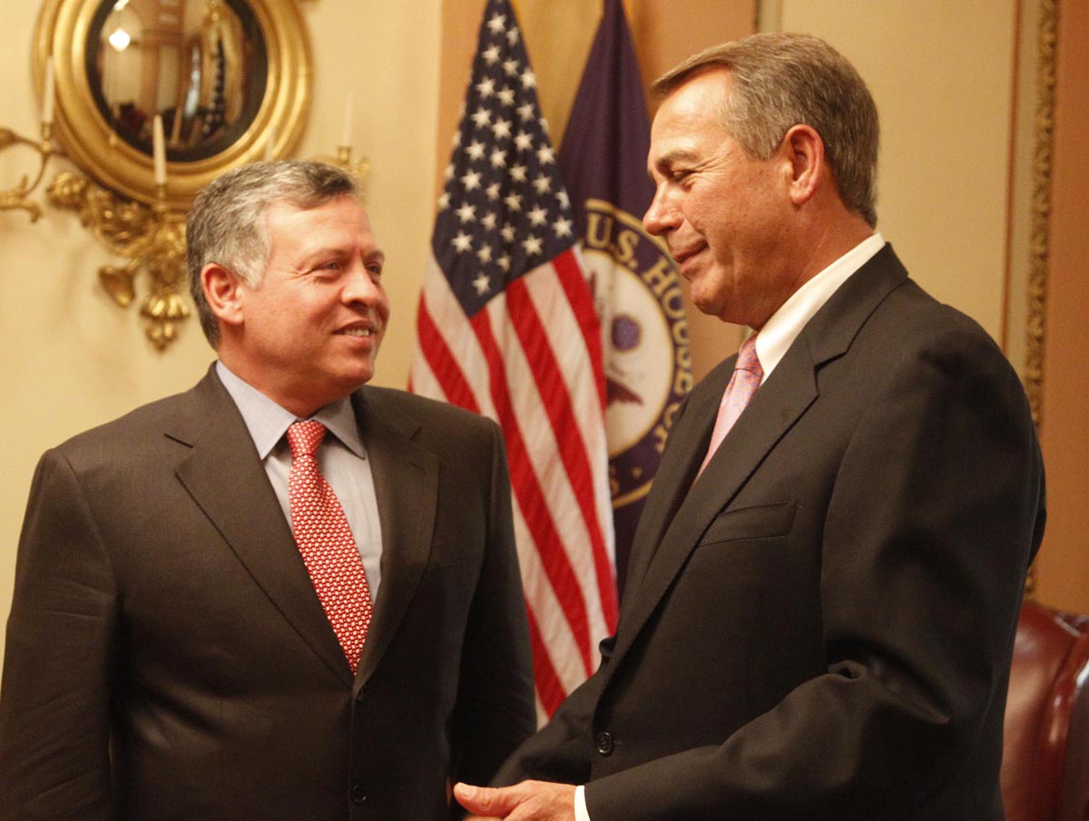 King meets leaders, members of U.S. Congress