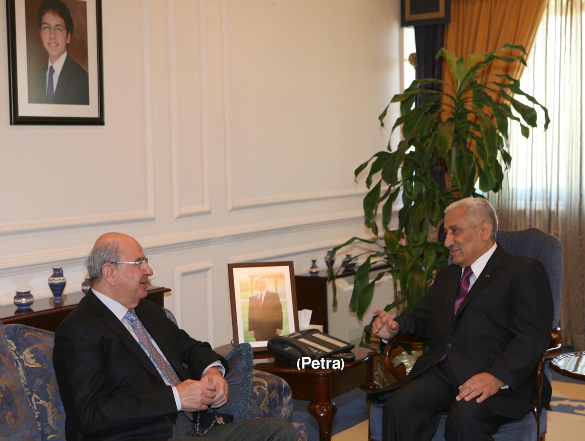 PM: Gov't is keen to maintain cooperation and coordination with Parliament