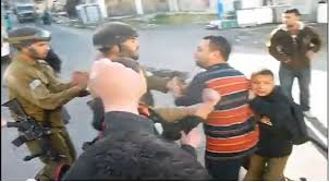 الاحتلال الاسرائيلي يمنع طلبة فلسطينيين من التوجه إلى مدارسهم