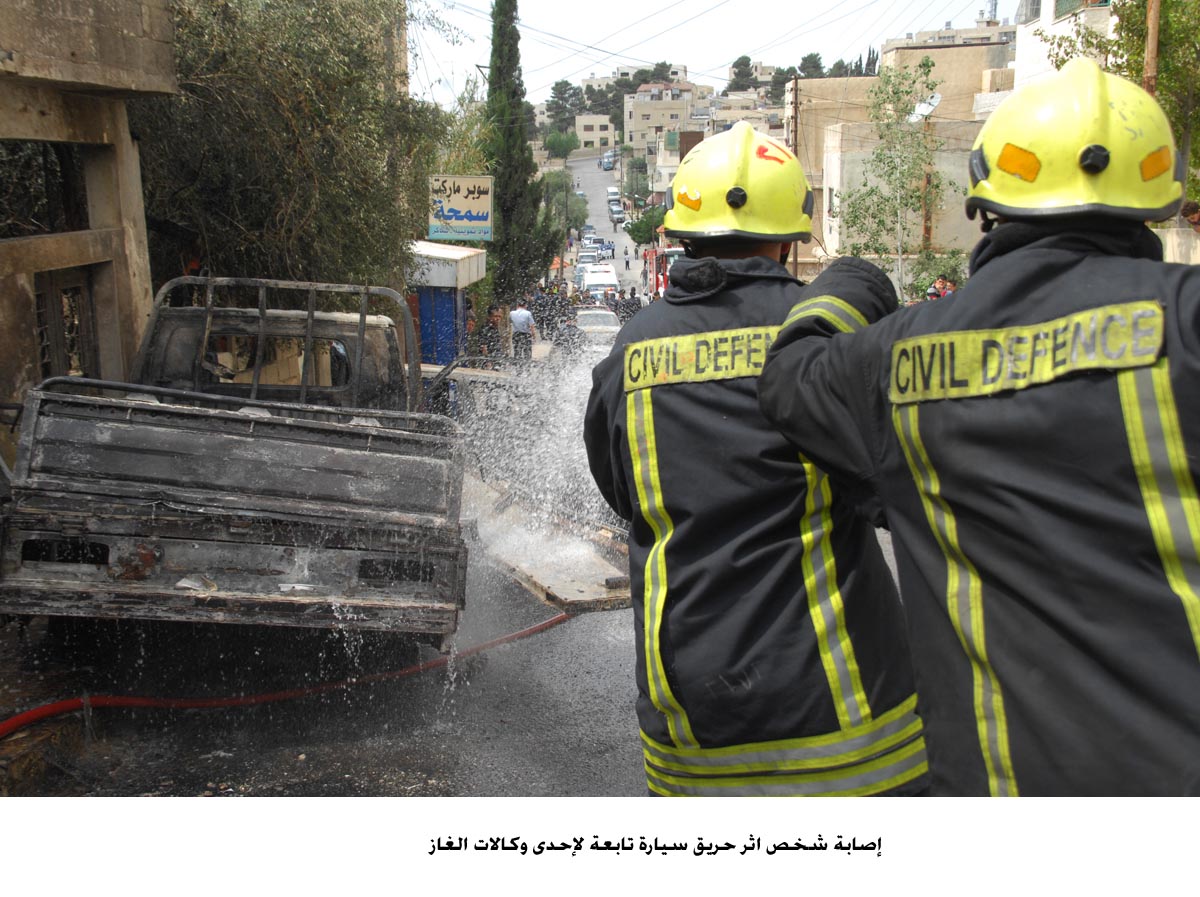 إصابة شخص اثر حريق سيارة تابعة لإحدى وكالات الغاز