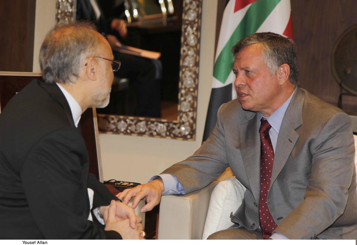 King receives letter from Iranian president