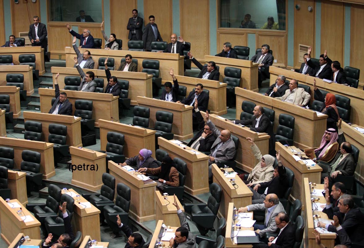 اجماع نيابي يطالب بمغادرة السفير الاسرائيلي واستدعاء السفير الاردني من تل ابيب