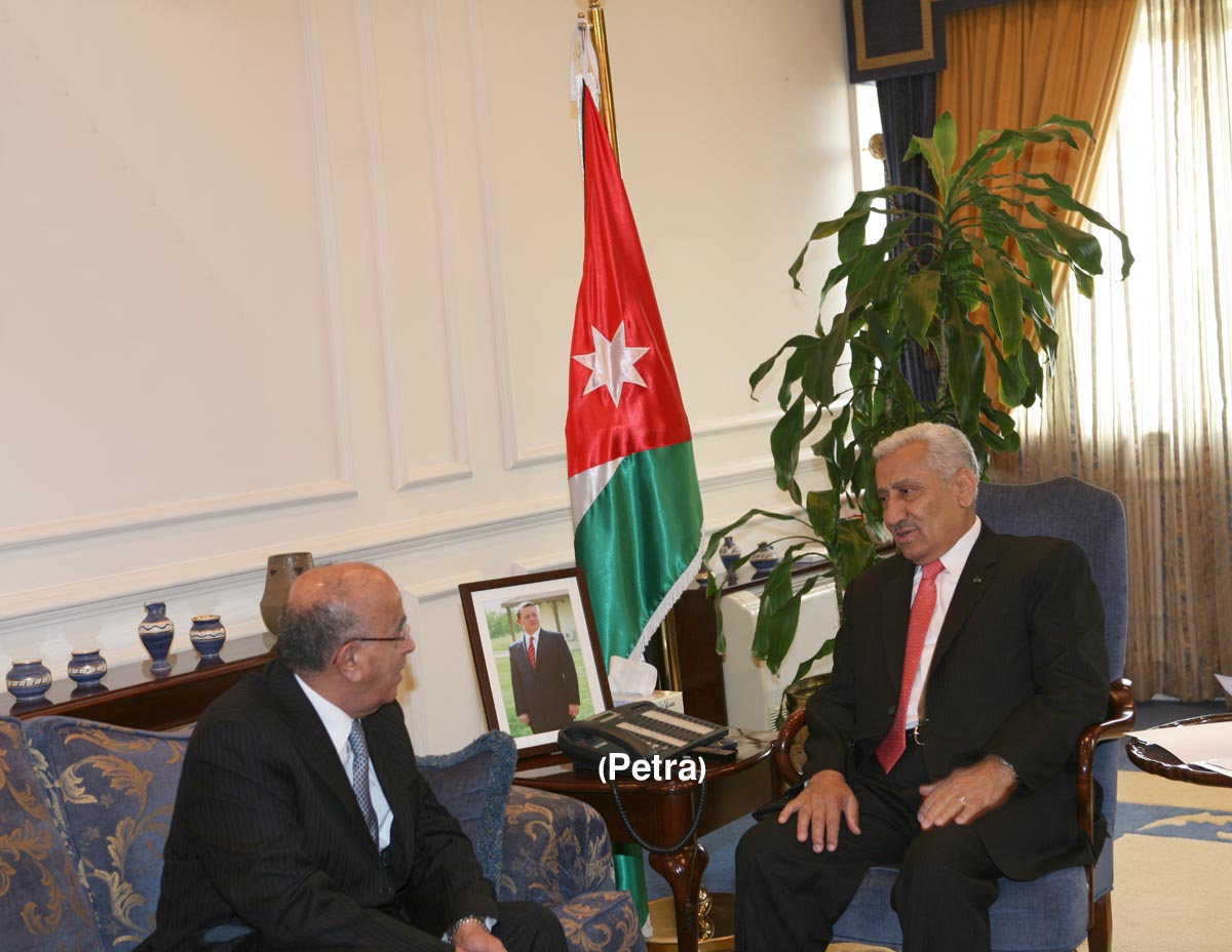 رئيس الوزراء يستقبل رئيس مجلس إدارة الصندوق العربي للإنماء الاقتصادي