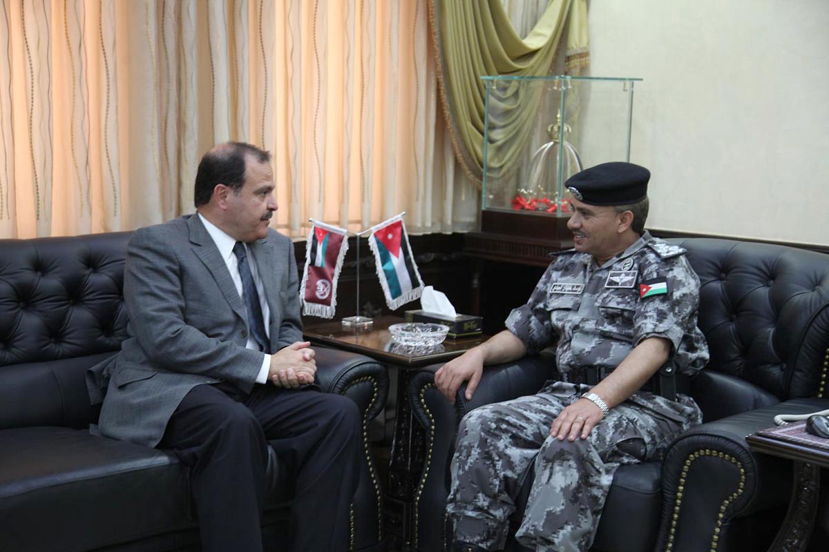 وزير الداخلية يزور المديرية العامة لقوات الدرك