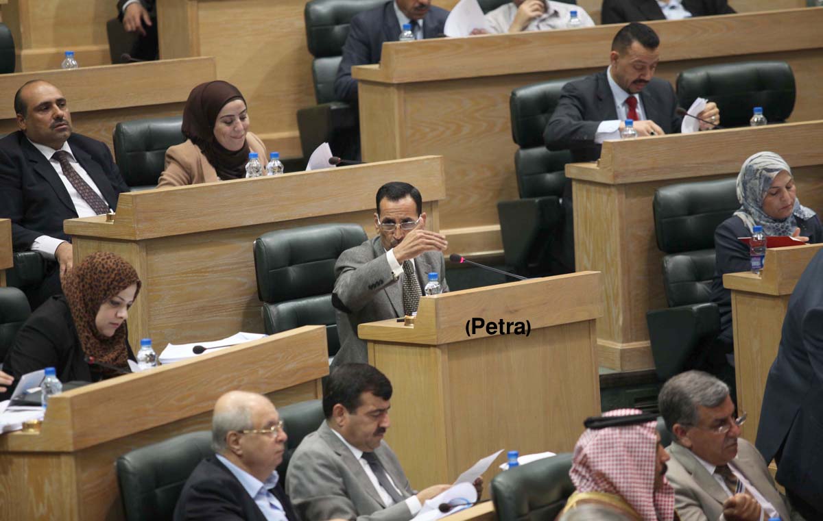 مجلس النواب يبدأ مناقشة "المالكين والمستأجرين"