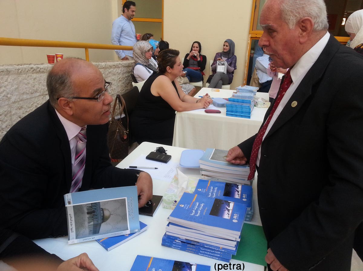 حفل توقيع جماعي لمبدعين اردنيين