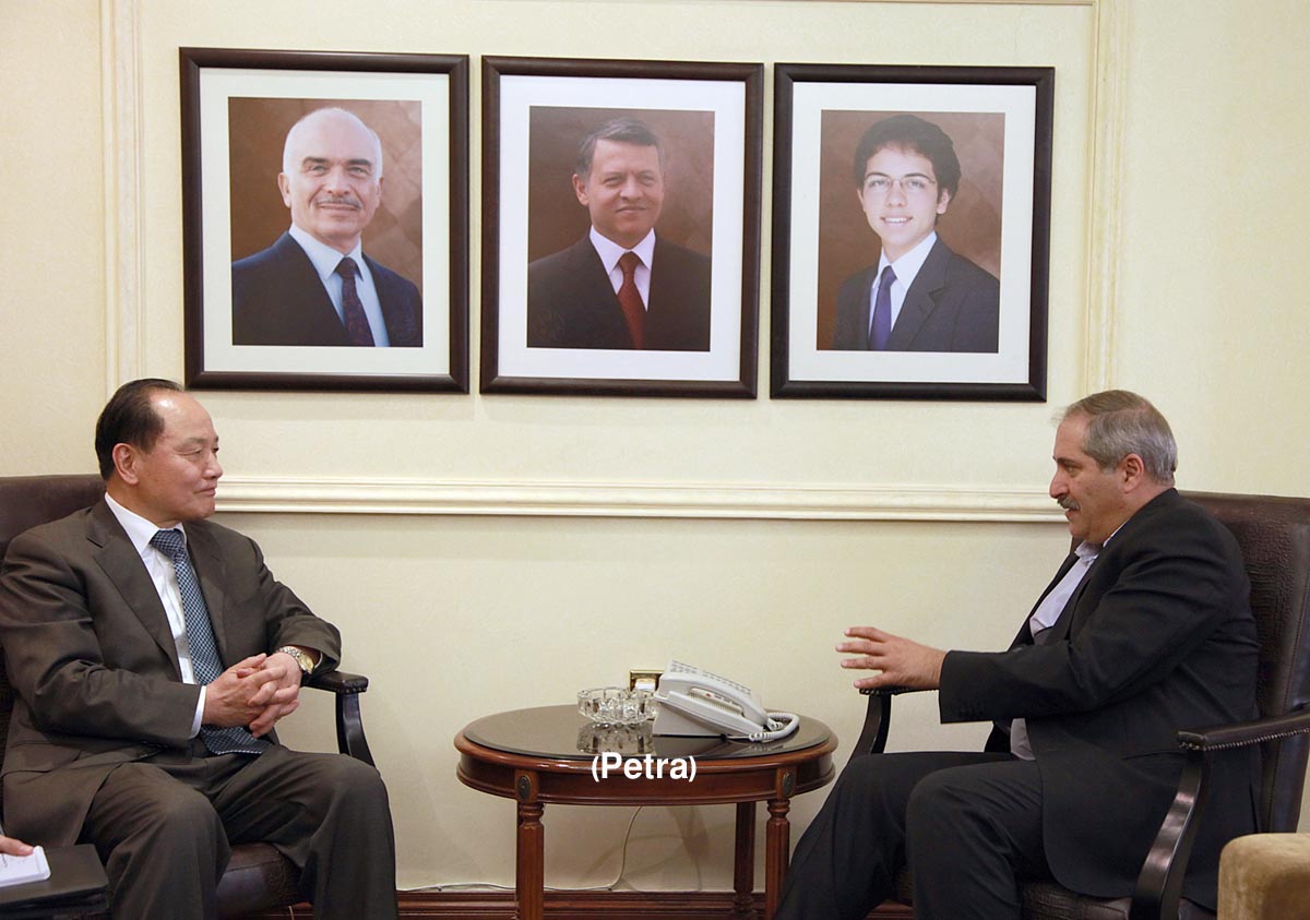 وزير الخارجية يلتقي المبعوث الصيني الخاص للشرق الاوسط