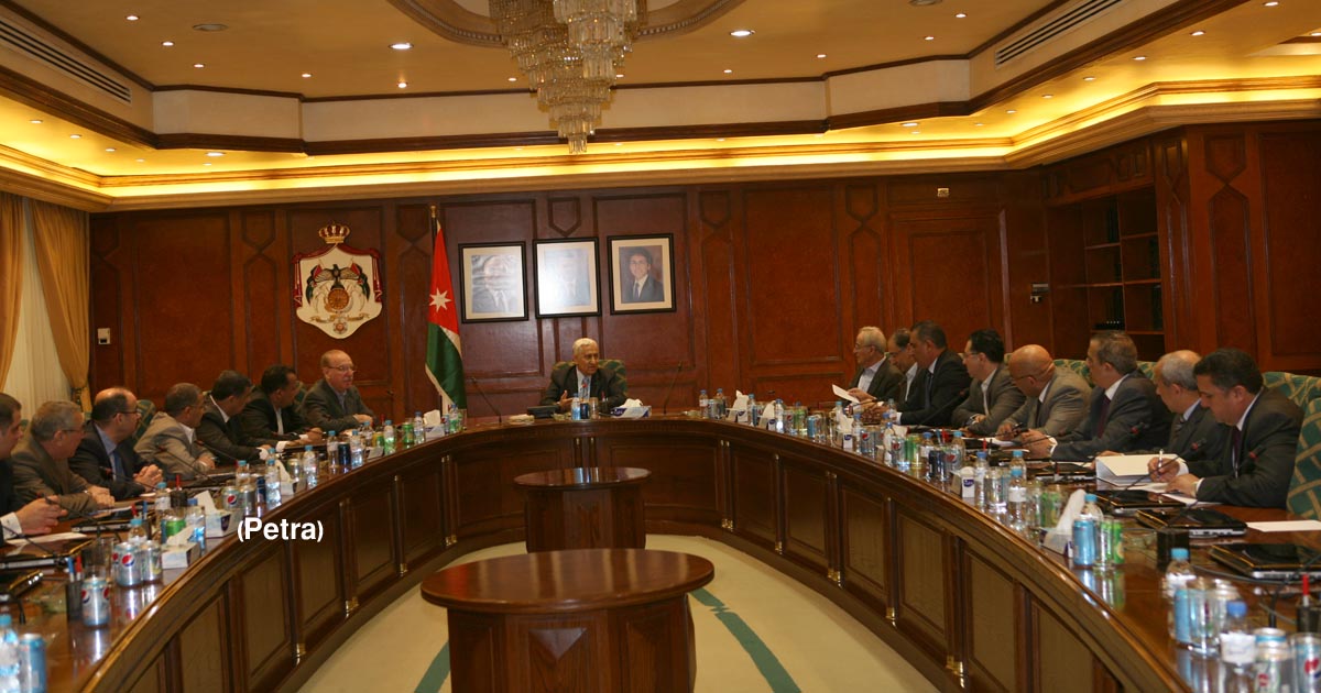 النسور يؤكد اهمية تعزيز ثقة المستثمرين بالبيئة الاستثمارية