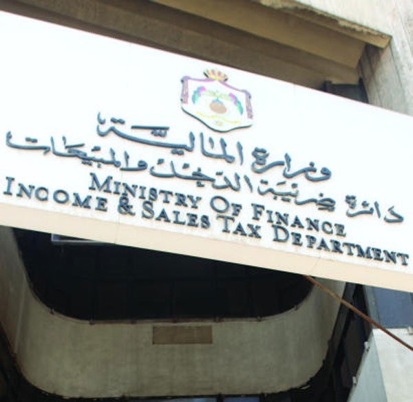 الضريبة: مستمرون في تأجيل دفع الضريبة للشركات الصناعية