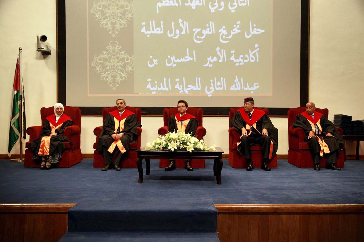 ولي العهد يرعى تخريج الفوج الأول من طلبة أكاديمية الأمير الحسين بن عبدالله الثاني للحماية المدنية