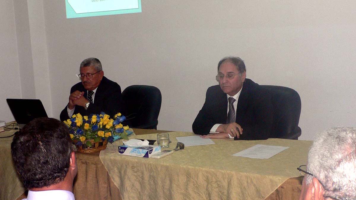 خبراء وباحثون واكاديميون يؤكدون رفضهم ظاهرة العنف المجتمعي