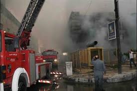 حريق كبير يلتهم مصنعا لإعادة تدوير البلاستيك في برمنغهام