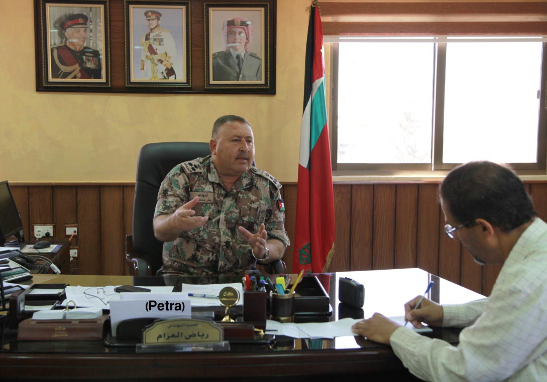 "الاستهلاكية العسكرية" تؤكد توفر جميع السلع بأسواقها