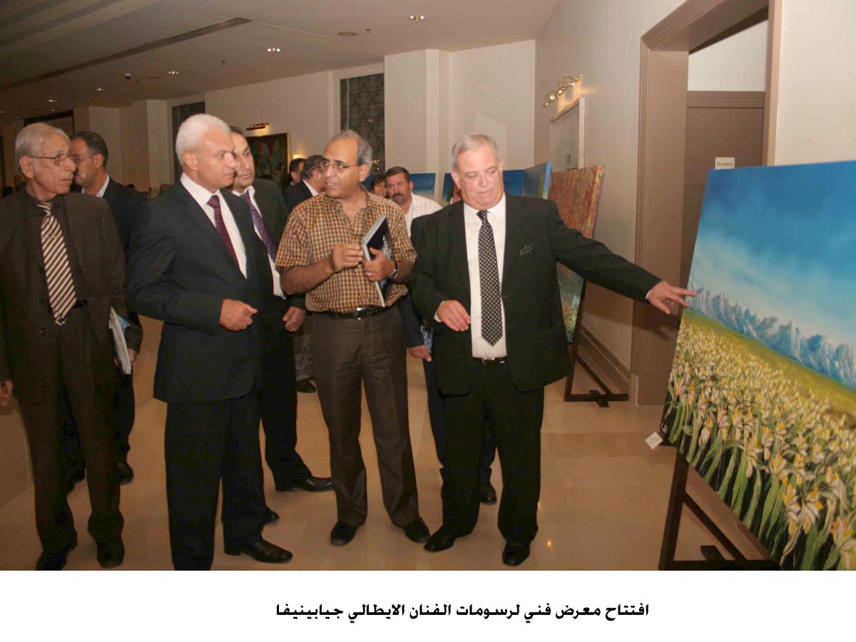 معرض فني لرسومات الفنان الايطالي جيابينيفا