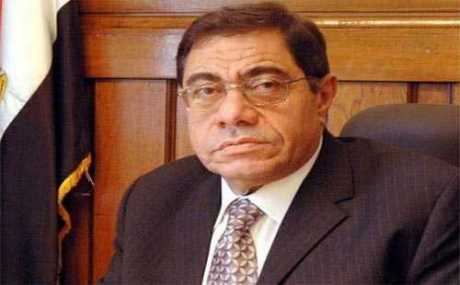 النائب العام المصري يعتذر عن عدم الاستمرار بمنصبه