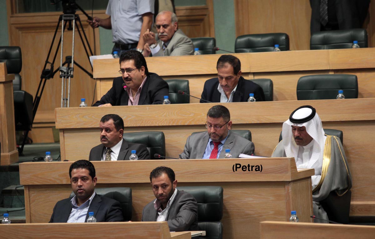 مجلس النواب يقر شروط التقاعد المبكر