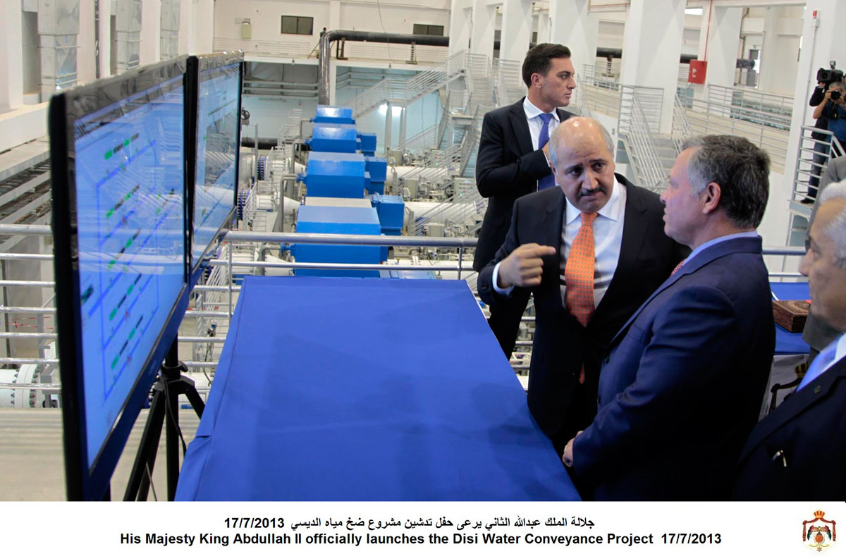 الملك يدشن مشروع جر مياه الديسي