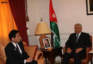 PM meets Japanese Foreign Minister