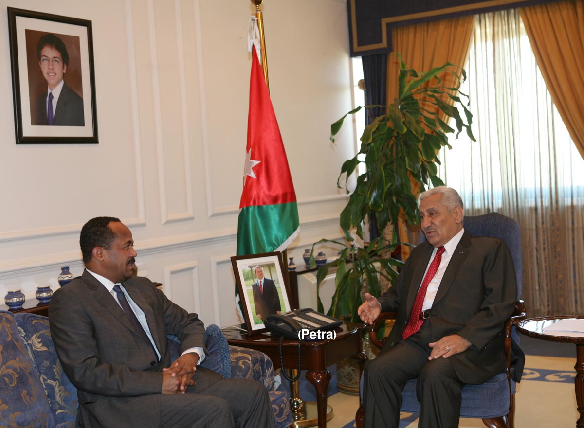 النسور يستقبل ممثل منظمة الصحة العالمية