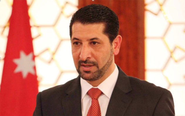 وزير الاوقاف يلقي خطبة العيد في المصلى الرئيسي بمدينة الحسين للشباب