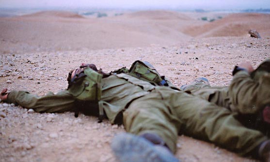 تقرير: جنود الاحتلال الإسرائيلي يفضلون الانتحار على الخدمة العسكرية