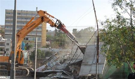 الاحتلال يهدم منزلين في الطور بالقدس المحتلة