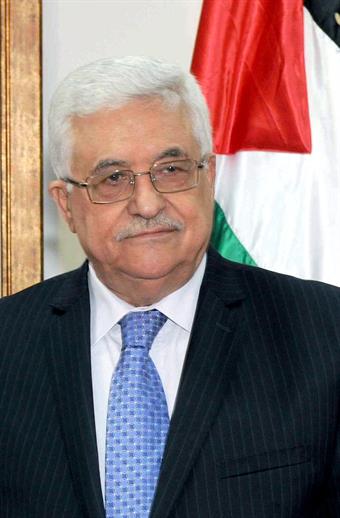 الرئيس الفلسطيني يستقبل وزير الخارجية المصري