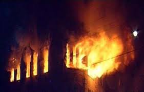 حريق يدمر اكثر من عشرين محلا في القاهرة