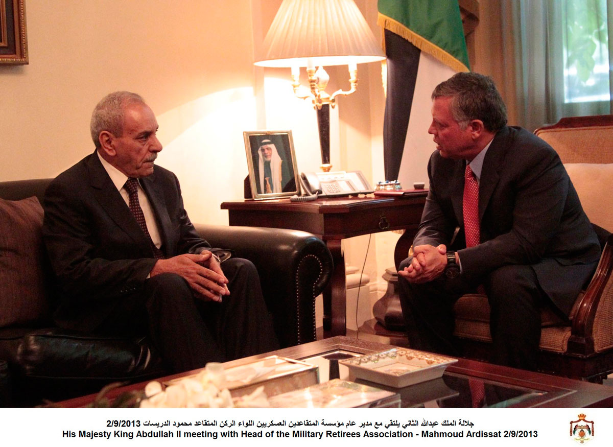 الملك يؤكد أهمية الارتقاء بالخدمات المقدمة للمتقاعدين العسكريين