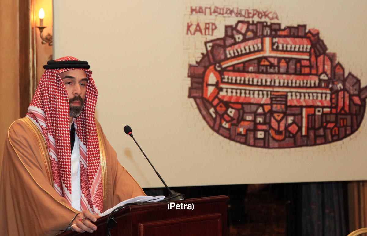 افتتاح أعمال مؤتمر "التحديات التي تواجه المسيحيين العرب"