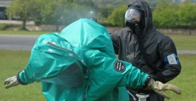 عسكريون روس سيشاركون في نقل الاسلحة الكيميائية السورية وتدميرها