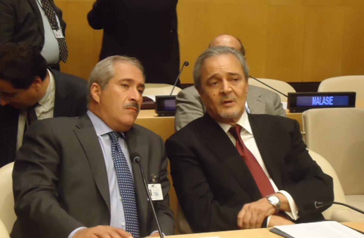 وزير الخارجية يشارك باجتماع موسع لاصدقاء الشعب السوري