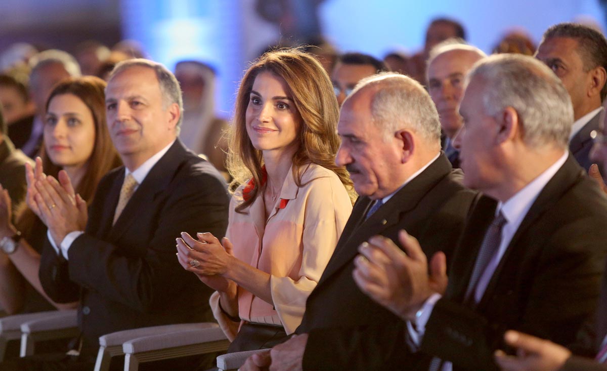 Queen Rania honors 77 schools for receiving accreditation by the National School Health Standards