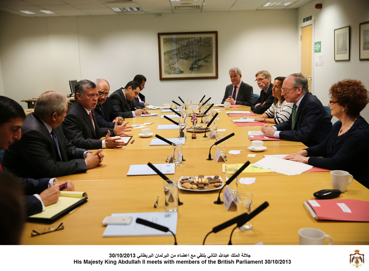 King meets with British parliamentarians