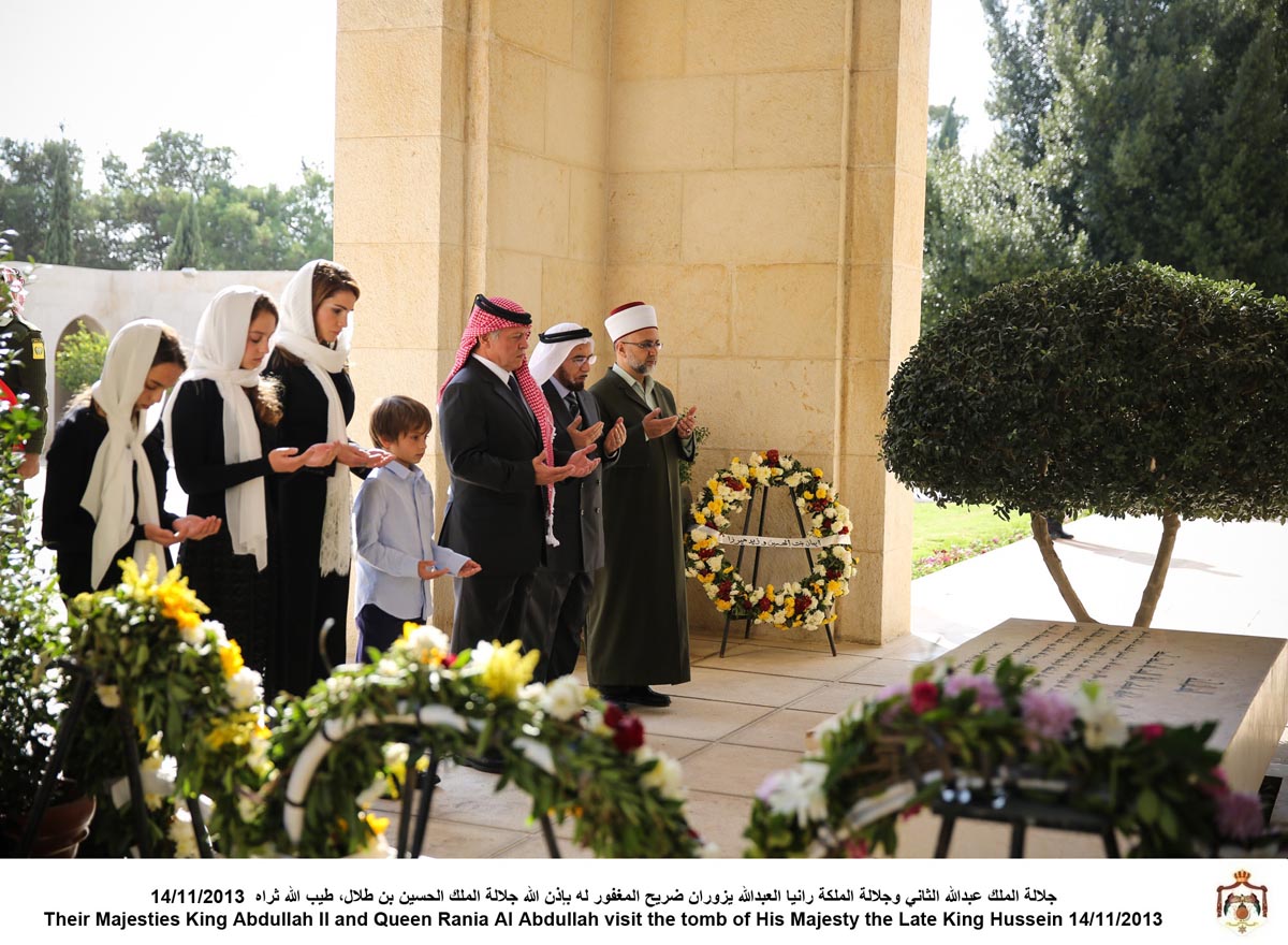 King, Queen visit tomb of the late King Hussein Bin Talal