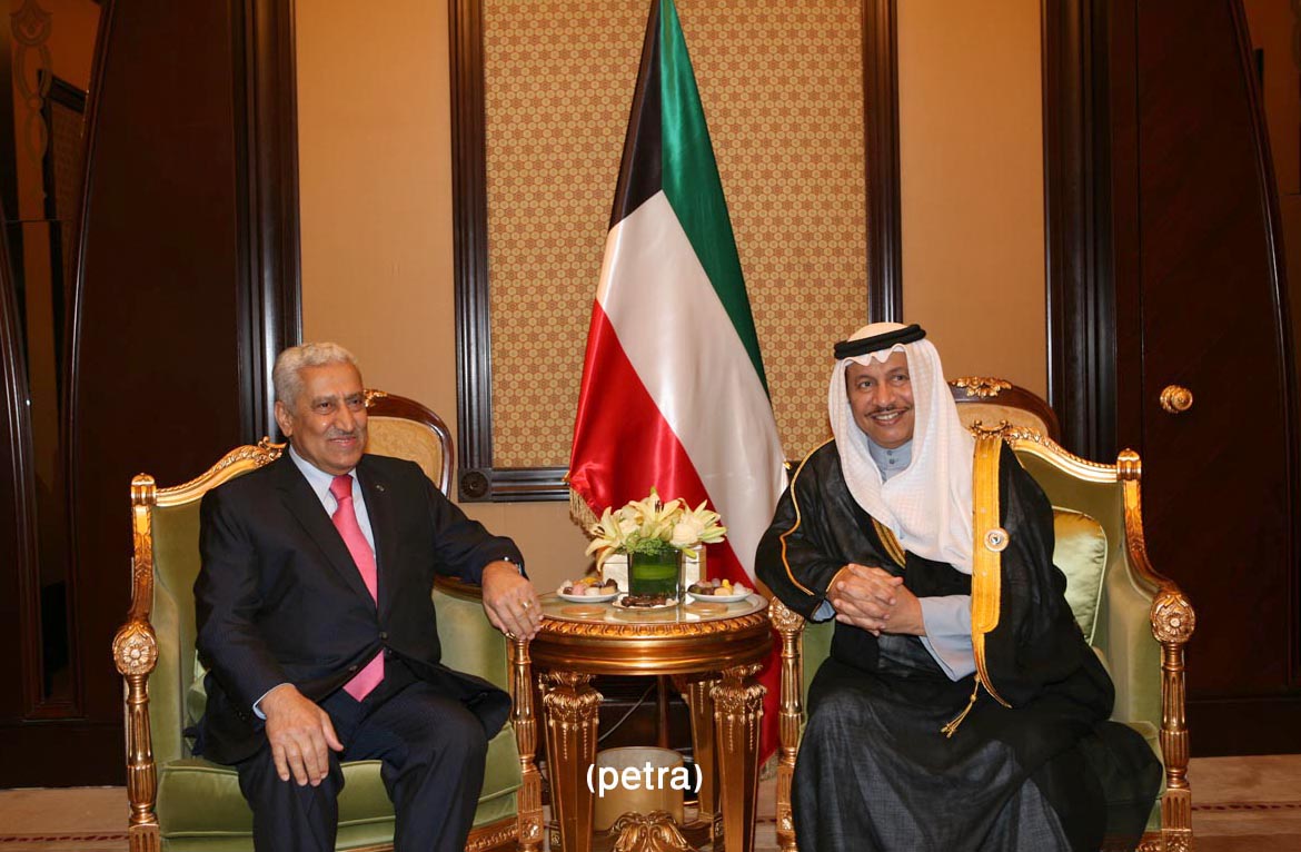 PM, Kuwaiti counterpart discuss ties