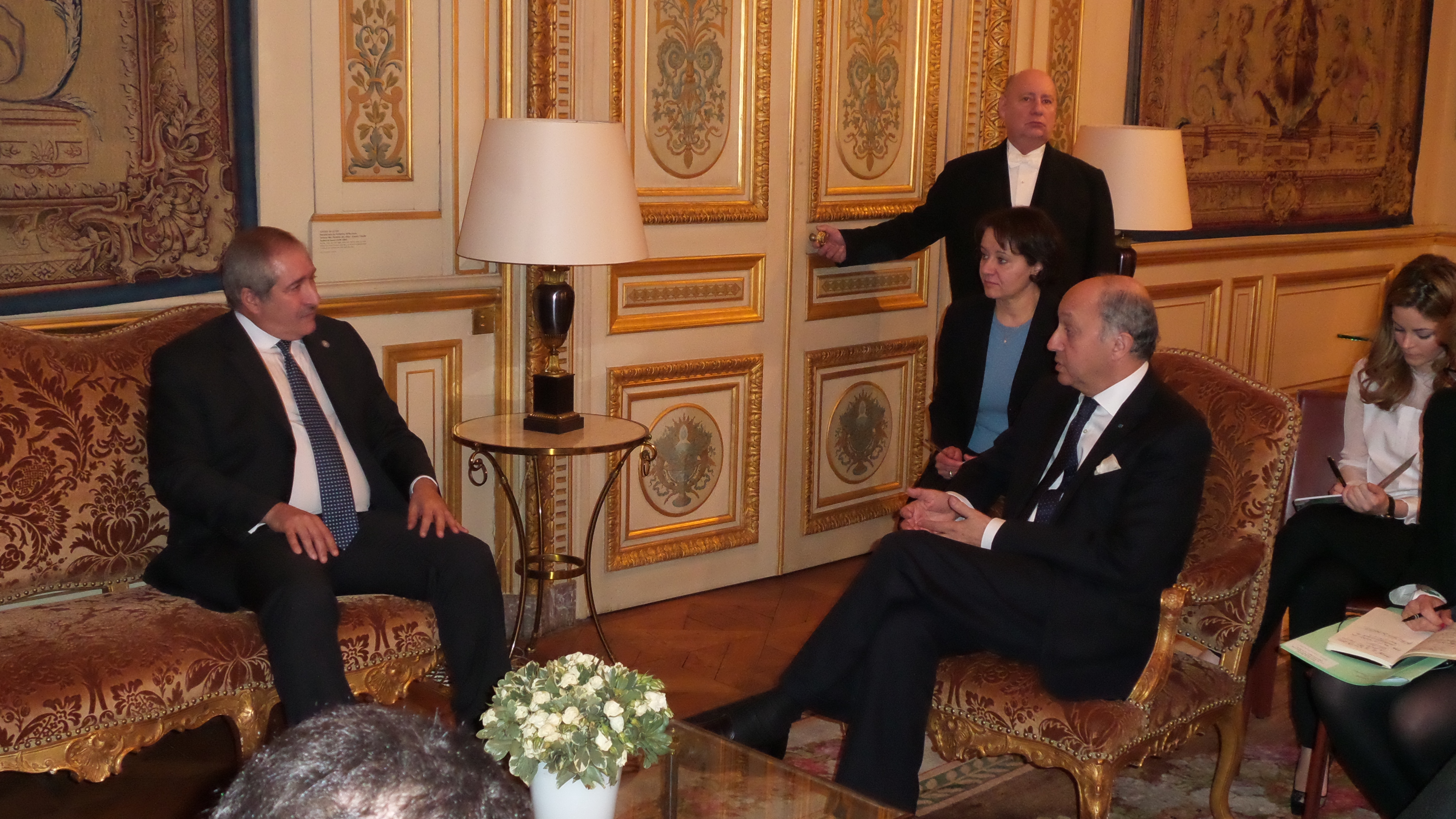 FM hold talks with his French counterpart