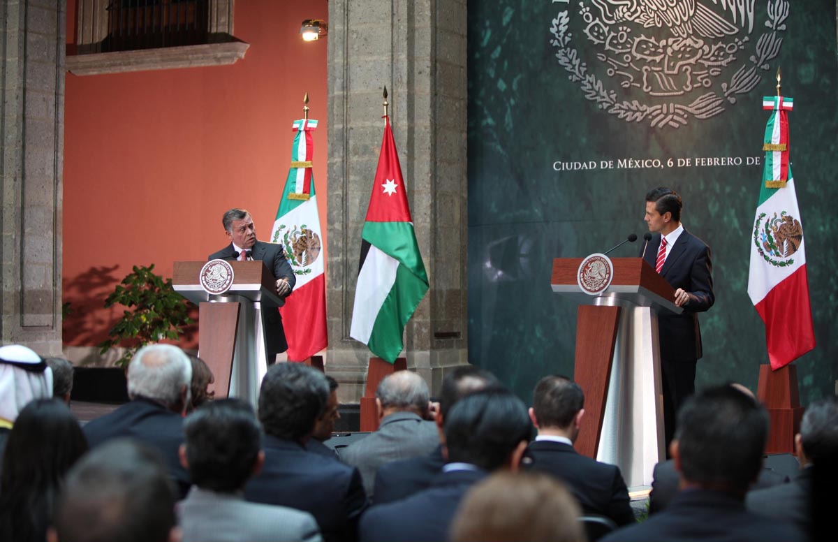 King, Mexican president hold talks