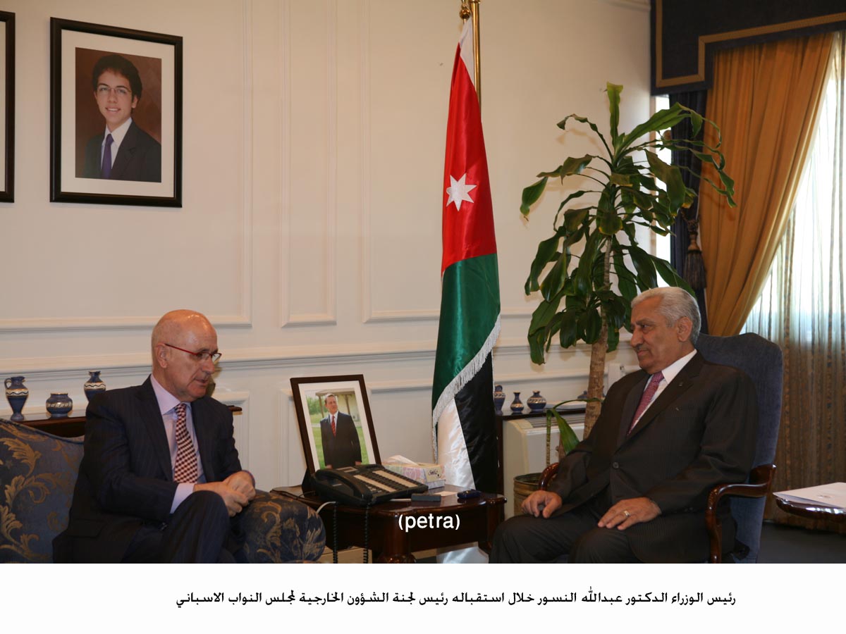 PM meets chairman of Spanish parliament's foreign affairs committee