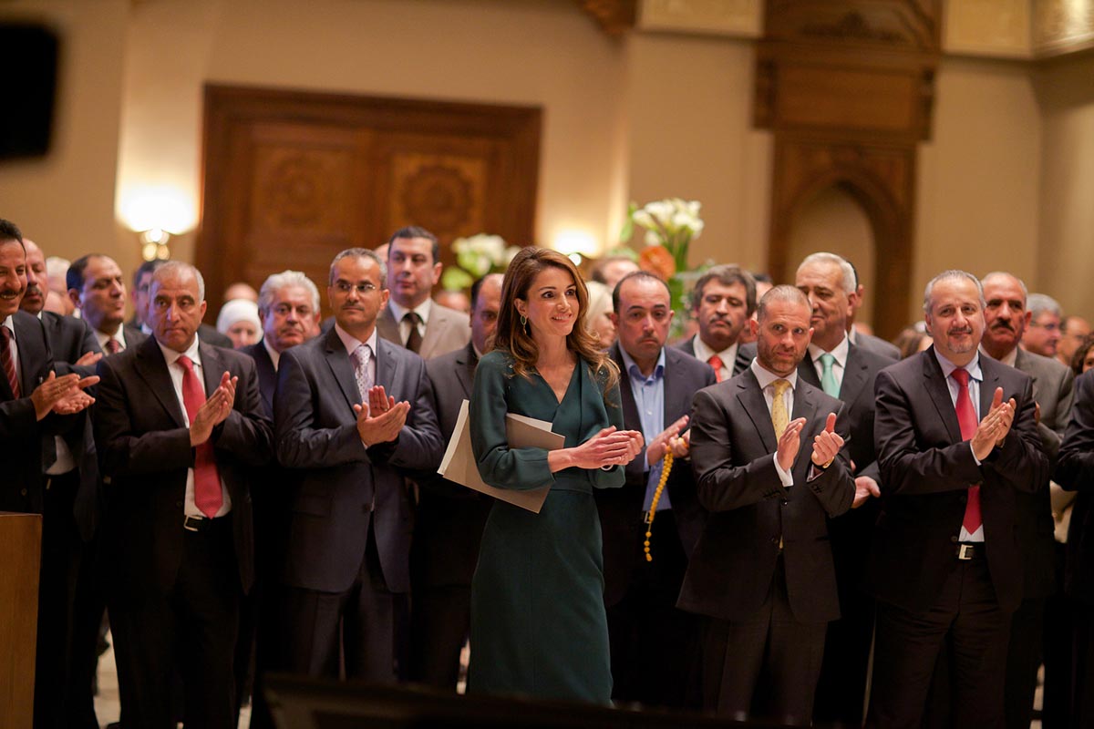 Queen Rania holds honorary lunch for supporters of the Madrasati Initiative