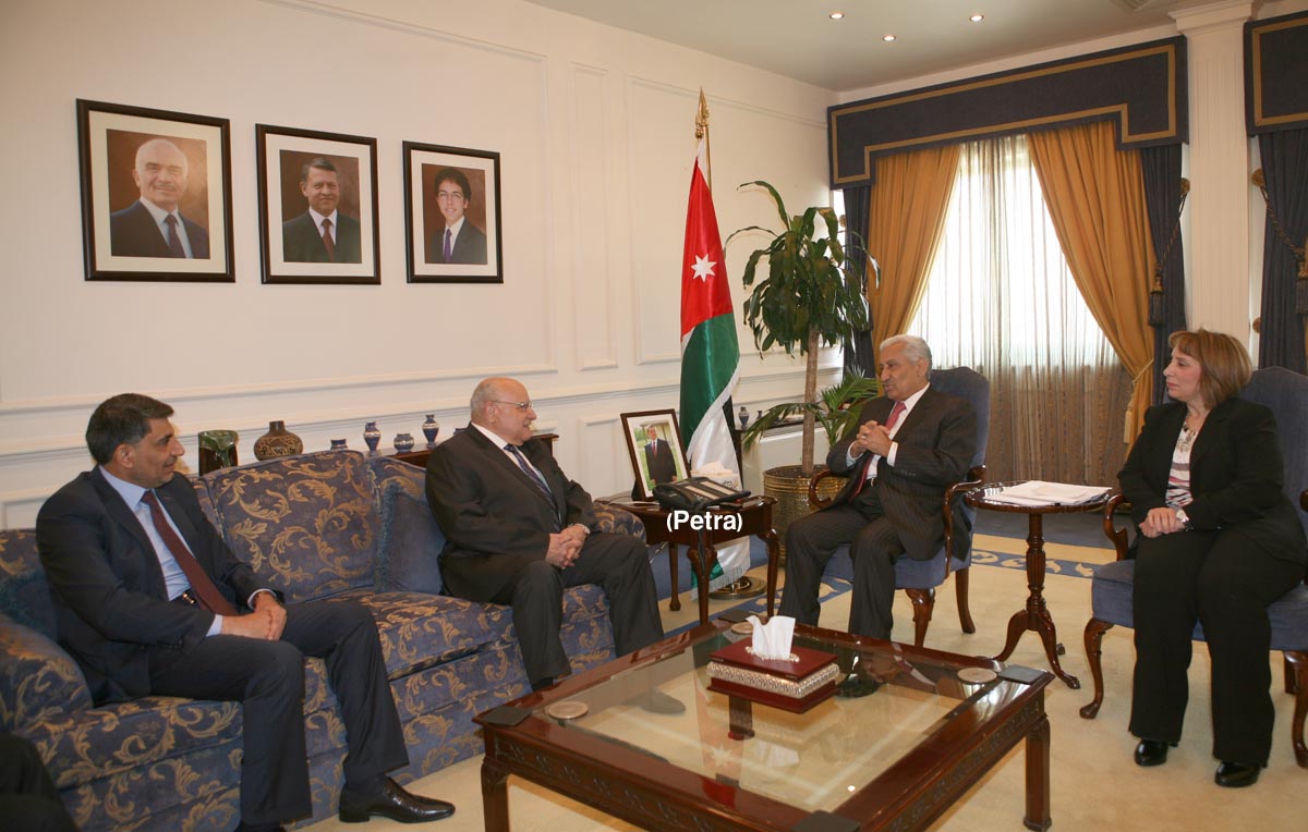 Jordan, Egypt, Iraq discuss railway link project