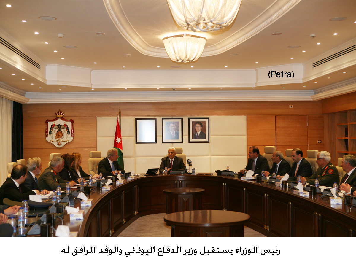 Prime Minister receives Greek Defense Minister