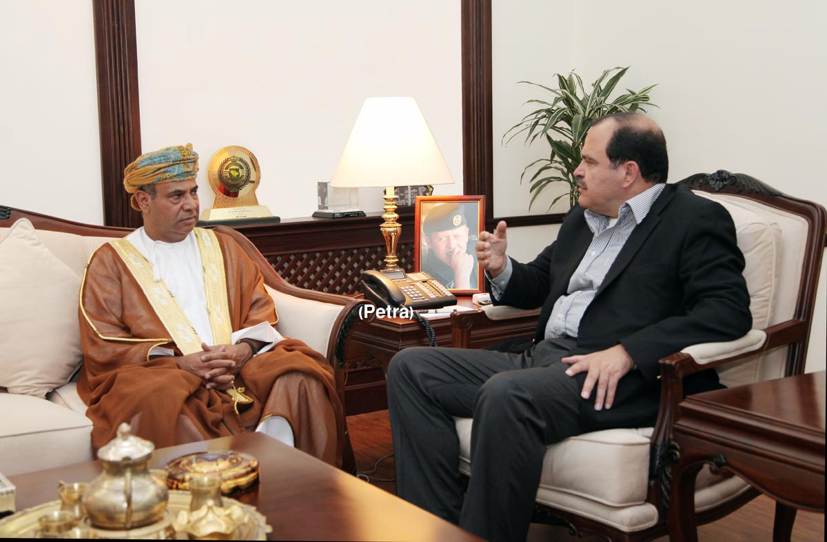 Interior minister meets Omani ambassador