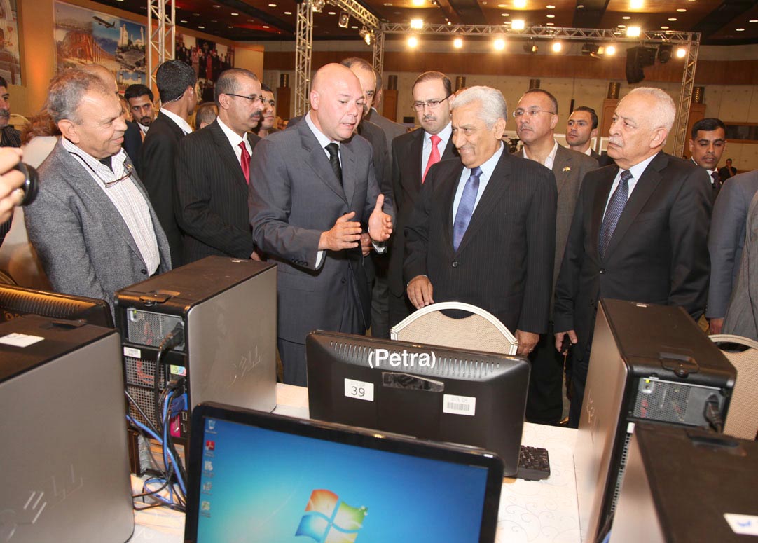 PM inspects media center set up for covering pope's visit