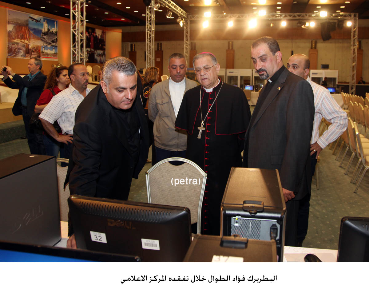 Patriarch Twal hails King's efforts to achieve peace in the region