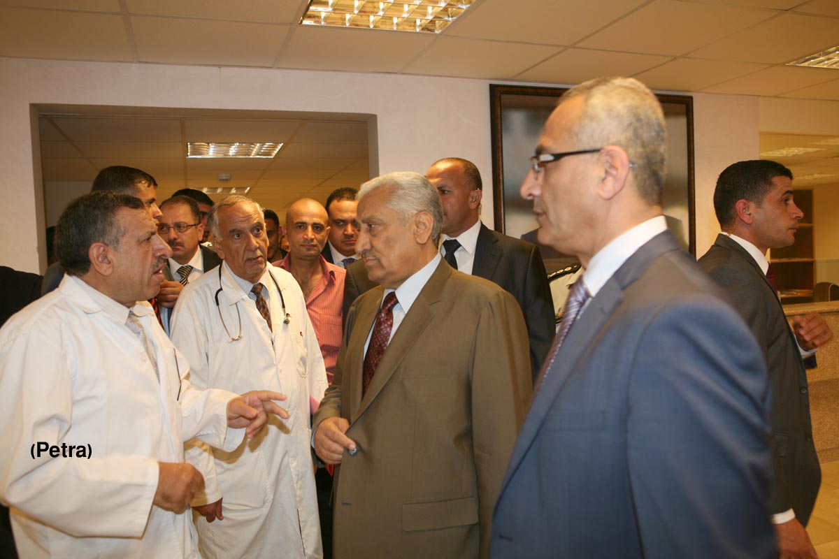 PM visits Al Bashir Hospital